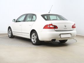 Skoda Superb - 2009