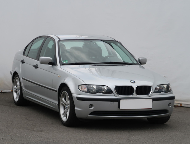 BMW 3 2004