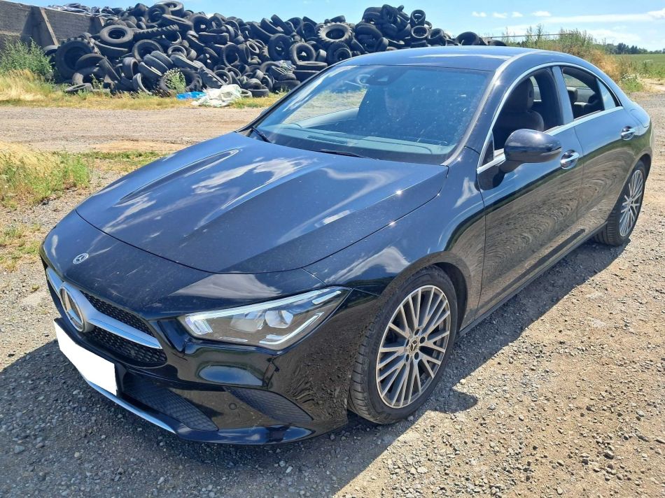 Mercedes-Benz CLA - 2022