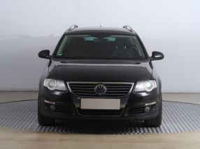 Volkswagen Passat - 2010