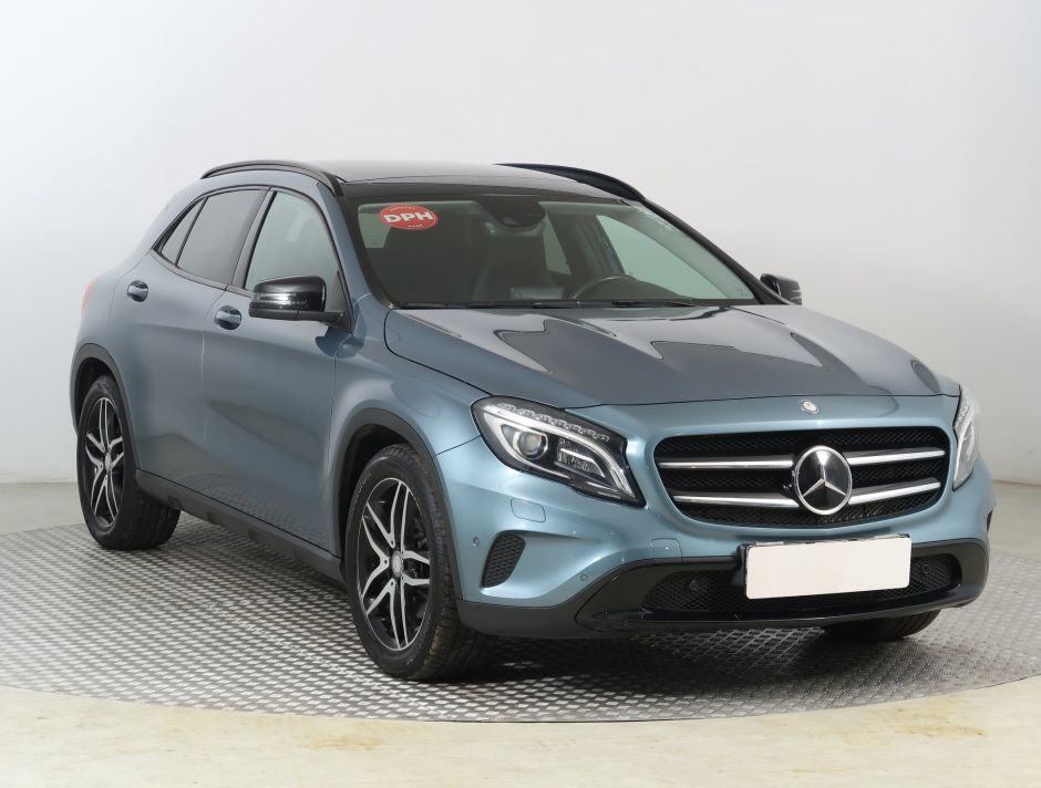 Mercedes-Benz GLA - 2014