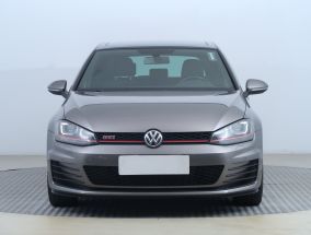 Volkswagen Golf - 2015