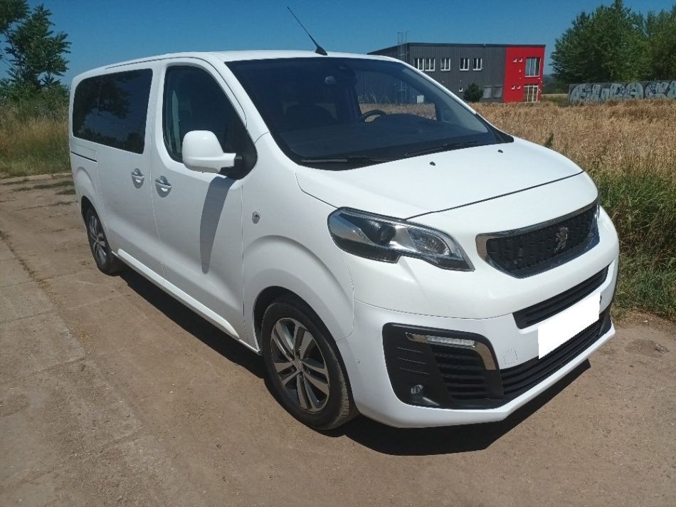 Peugeot Traveller - 2017