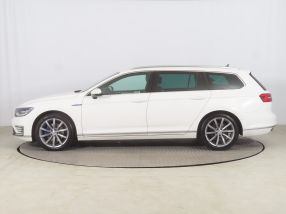Volkswagen Passat - 2016