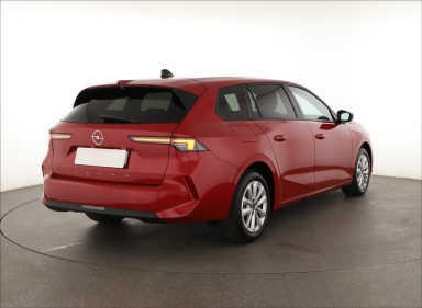 Opel Astra - 2024