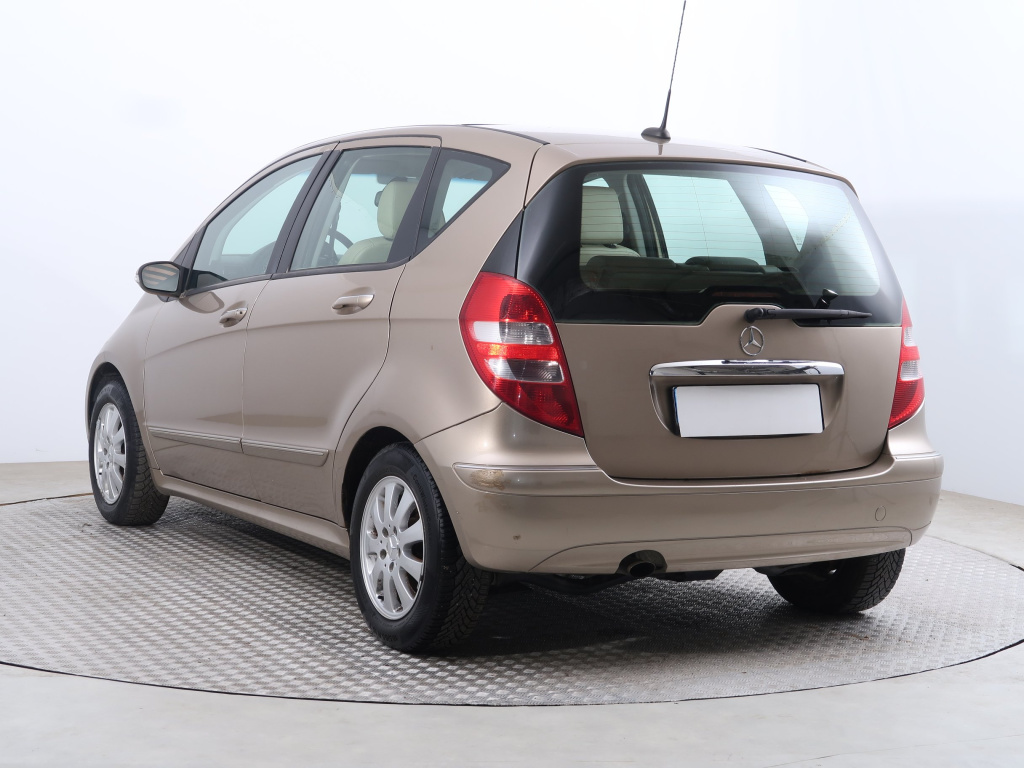 Mercedes-Benz A