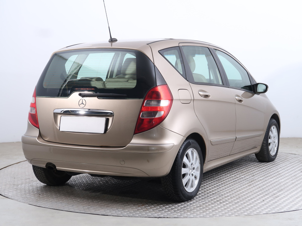 Mercedes-Benz A