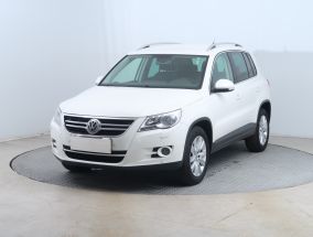 Volkswagen Tiguan - 2010