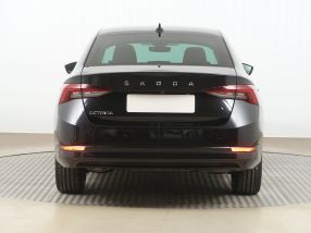 Škoda Octavia - 2023