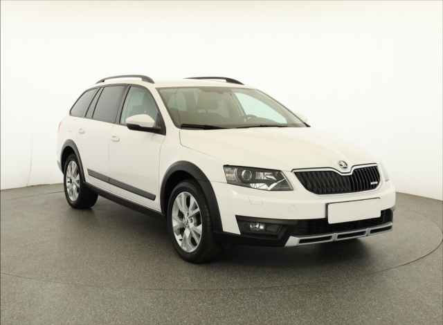 Škoda Octavia Scout 2016
