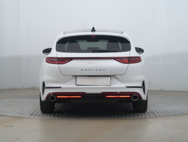 Kia ProCeed - 2024