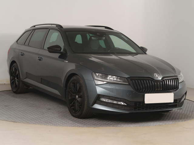 Škoda Superb 2021
