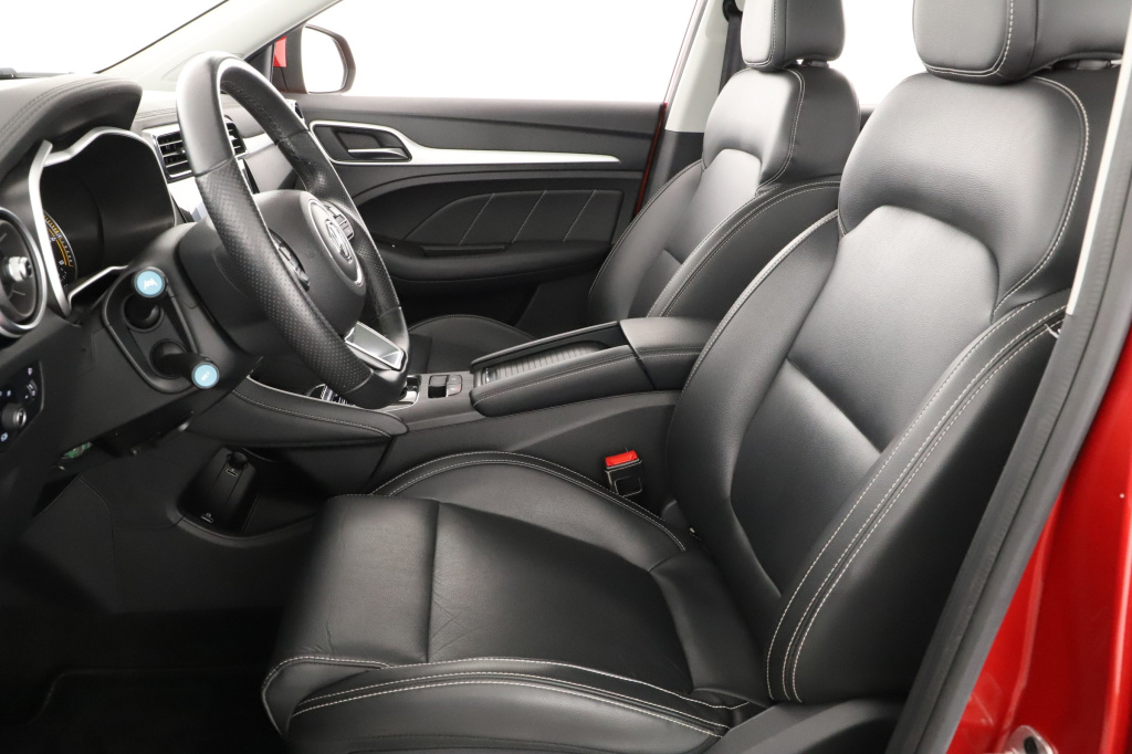 MG ZS SUV