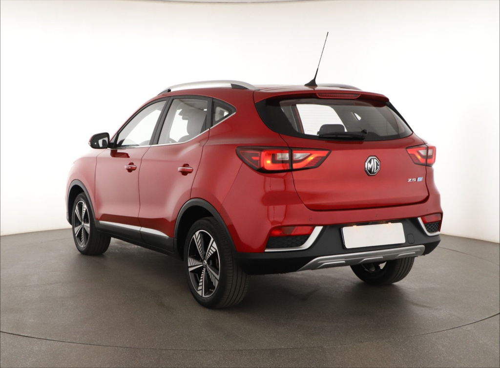 MG ZS SUV