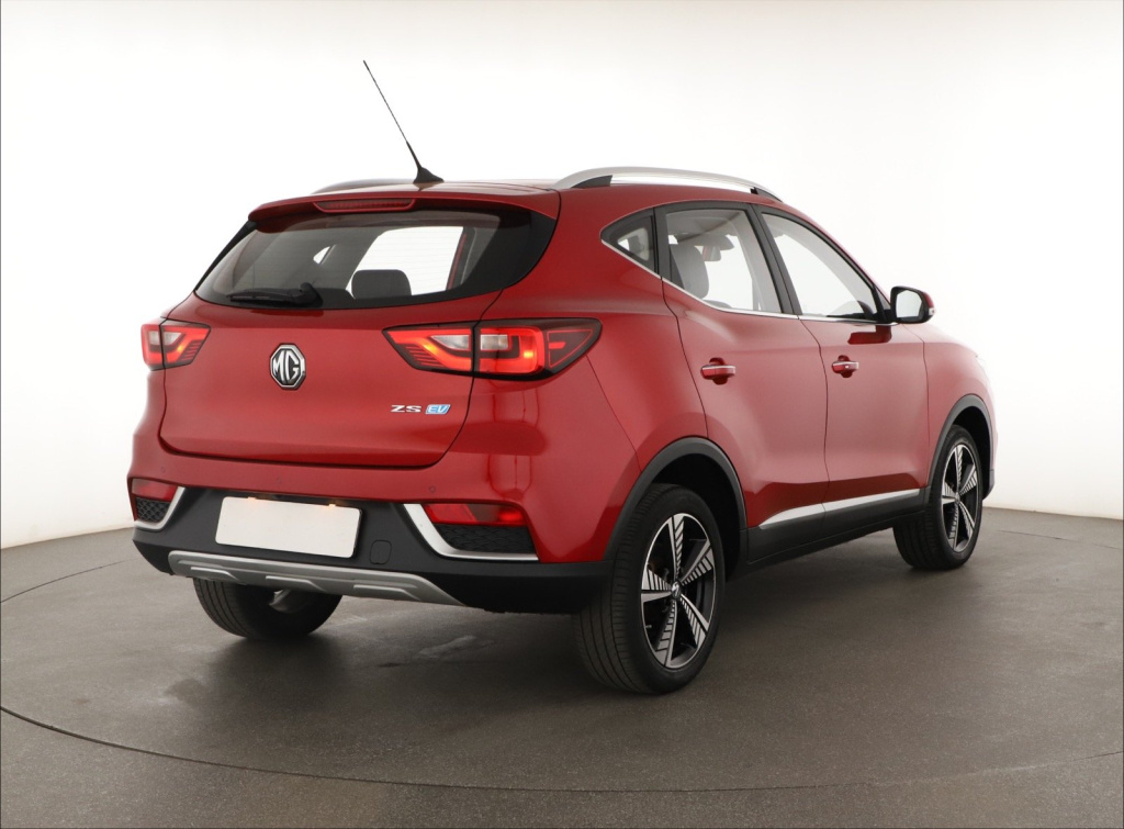 MG ZS SUV