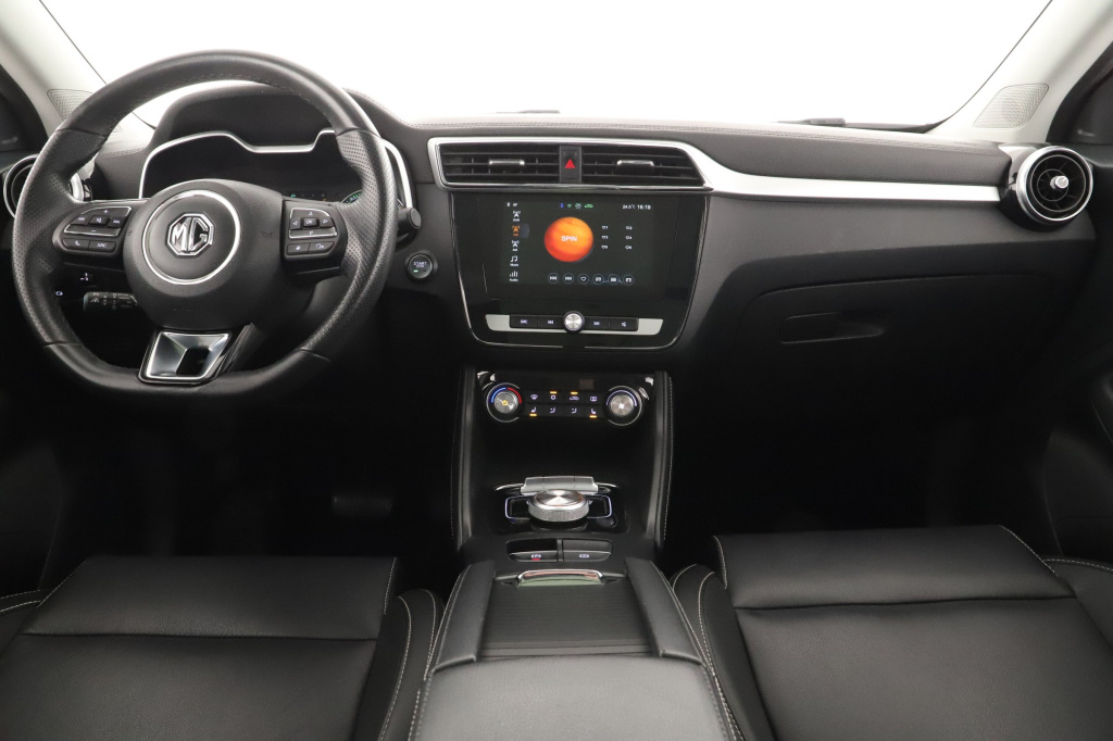 MG ZS SUV