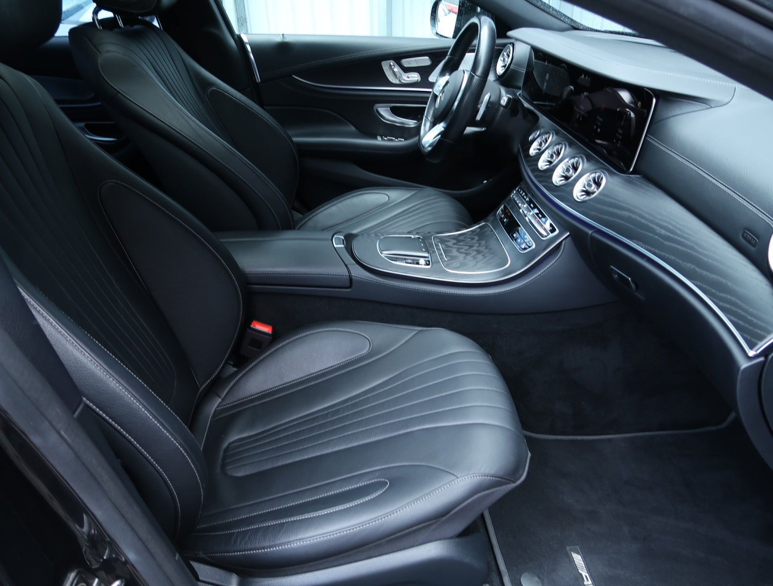 Mercedes-Benz CLS - 2020