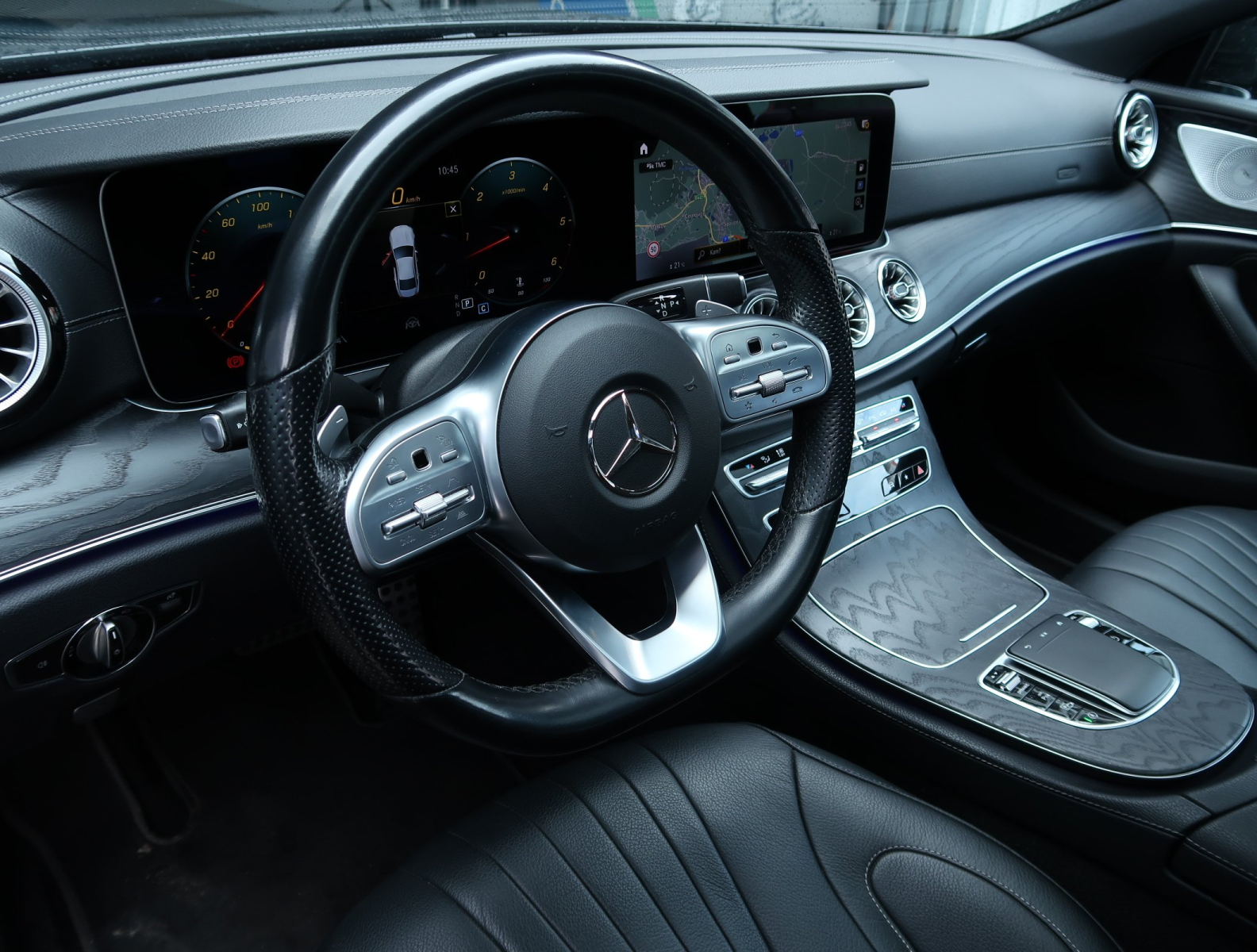 Mercedes-Benz CLS - 2020