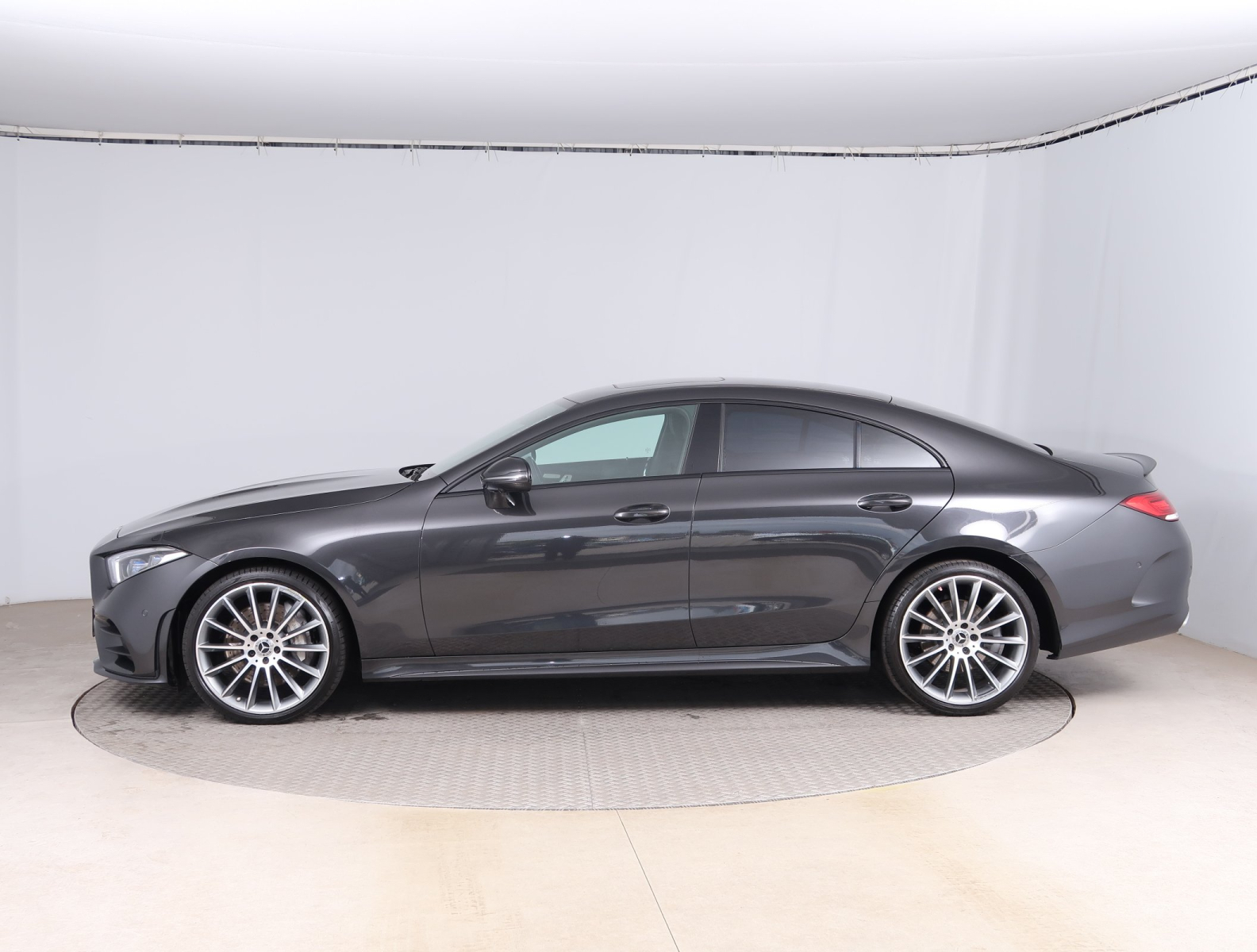 Mercedes-Benz CLS - 2020