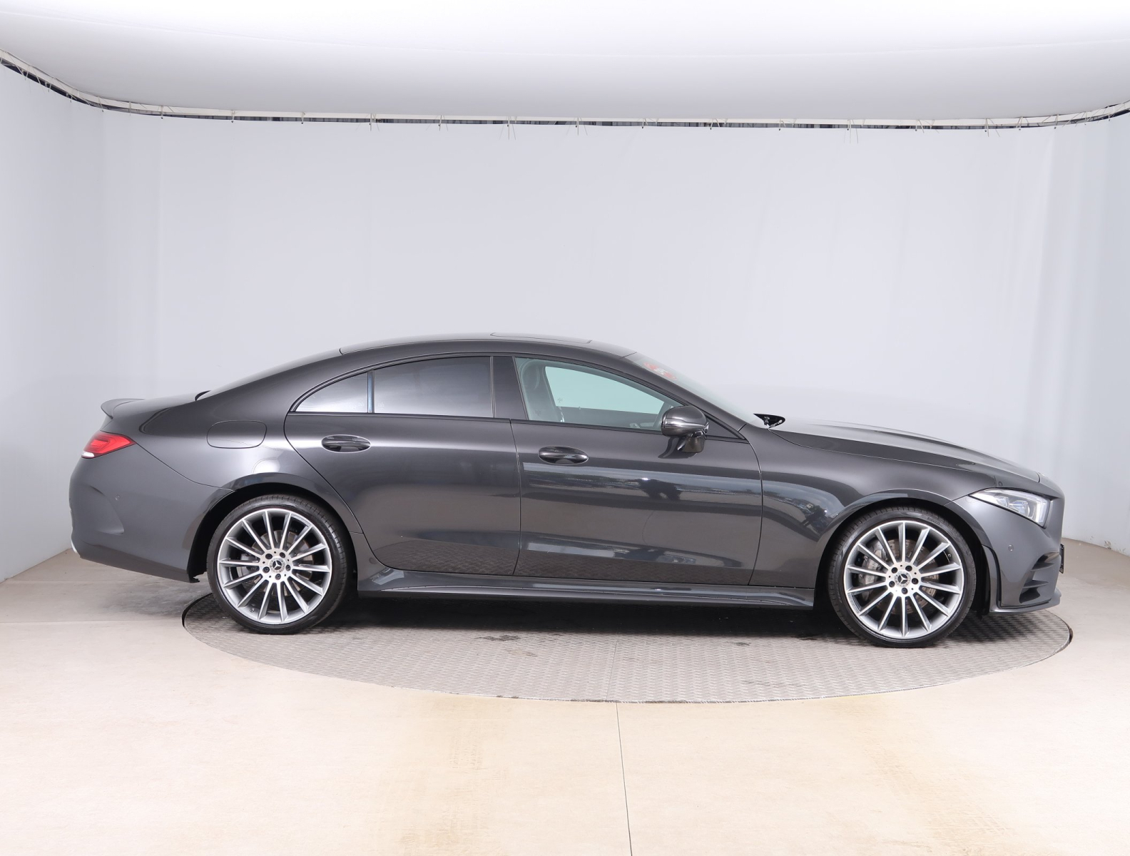 Mercedes-Benz CLS - 2020