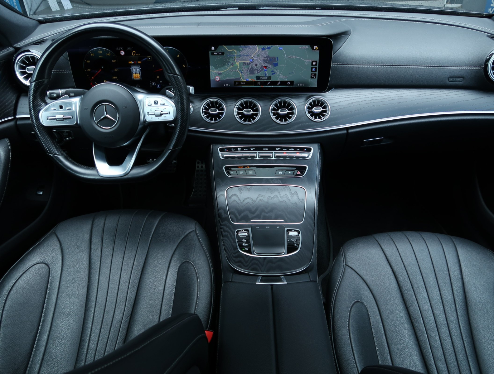 Mercedes-Benz CLS - 2020
