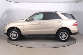 Mercedes-Benz ML - 2012