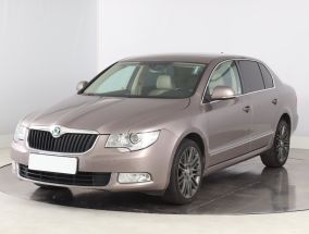 Skoda Superb - 2011