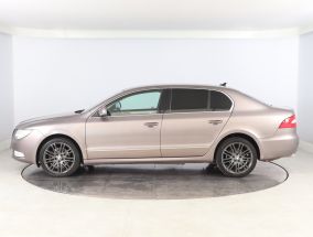 Skoda Superb - 2011