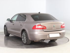 Skoda Superb - 2011