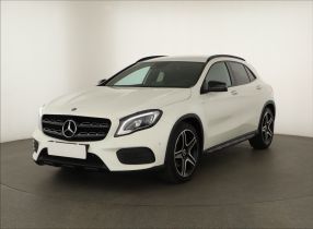 Mercedes-Benz GLA - 2017