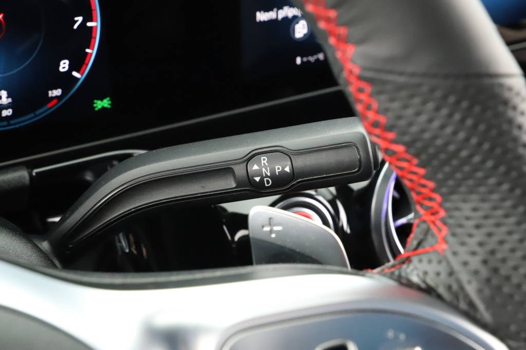 Mercedes-Benz B