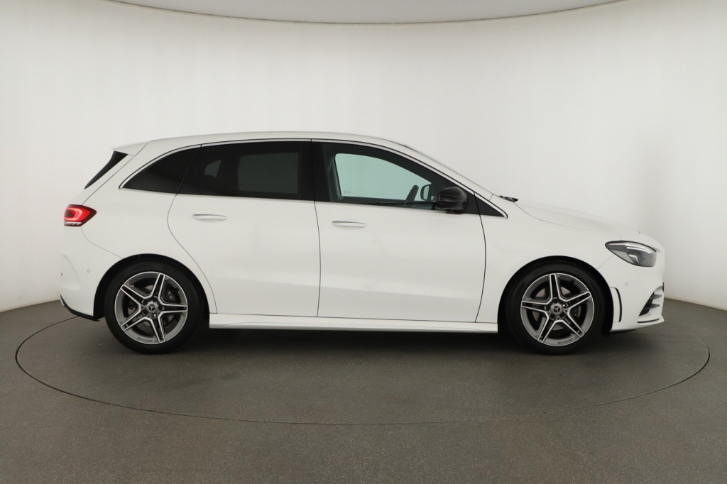 Mercedes-Benz B