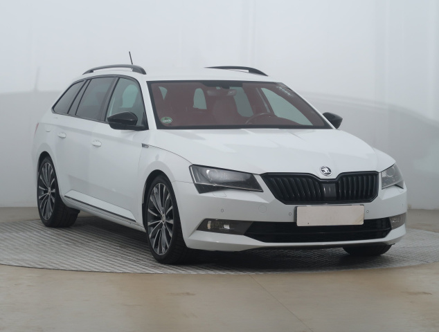 Škoda Superb 2016