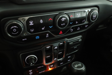 Jeep Wrangler - 2021