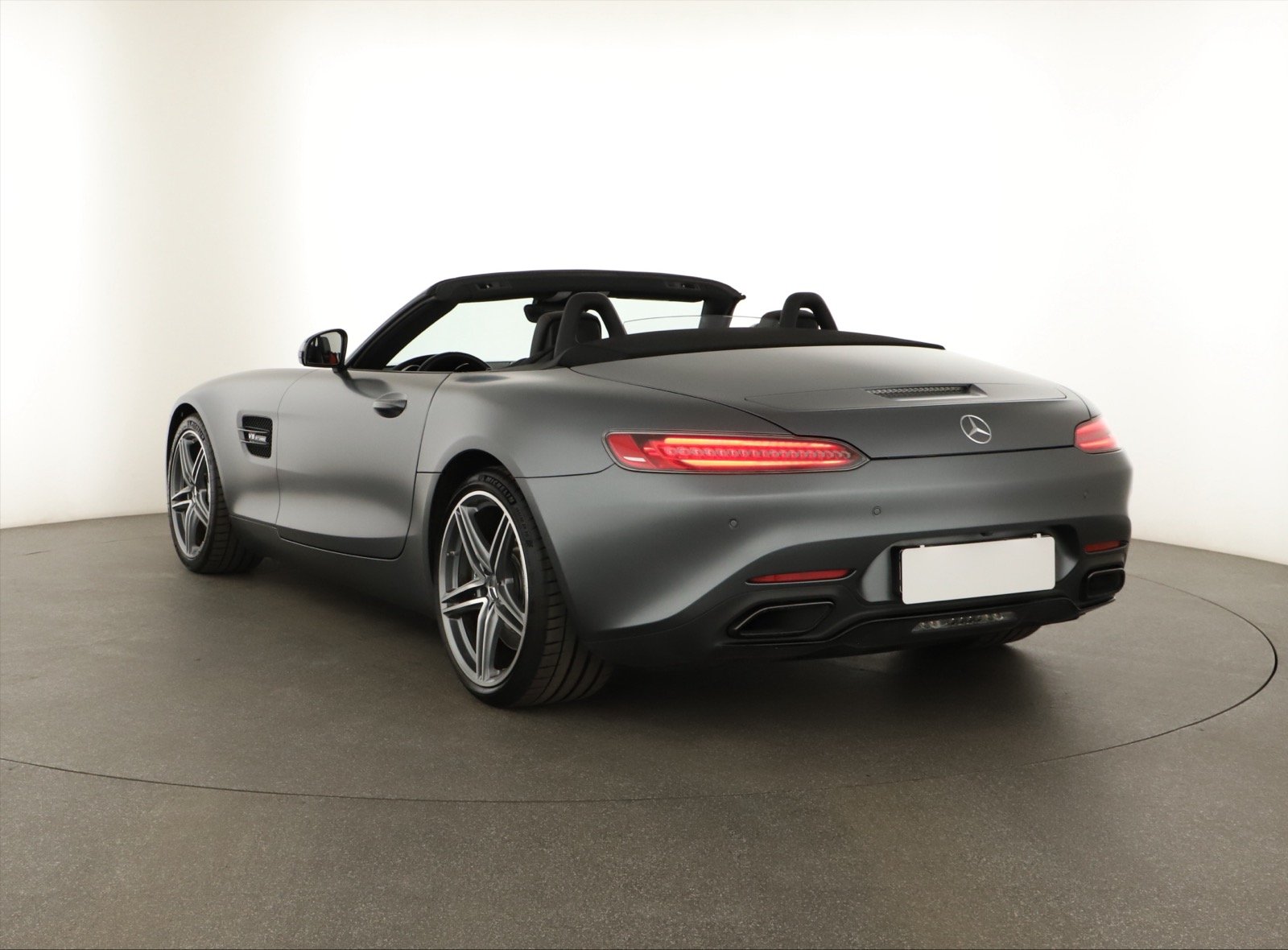 Mercedes-Benz AMG GT Roadster - 2019