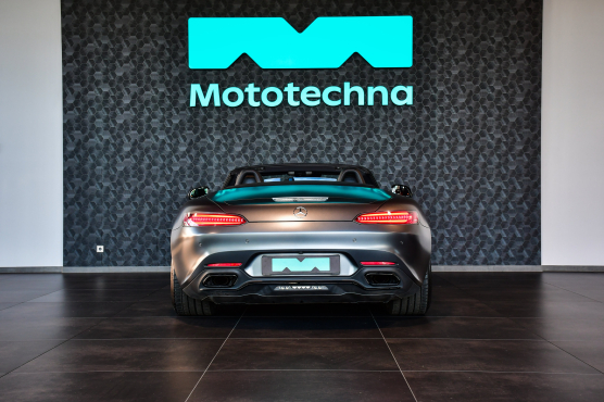 Mercedes-Benz AMG GT Roadster