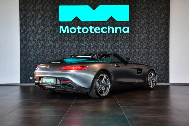 Mercedes-Benz AMG GT Roadster
