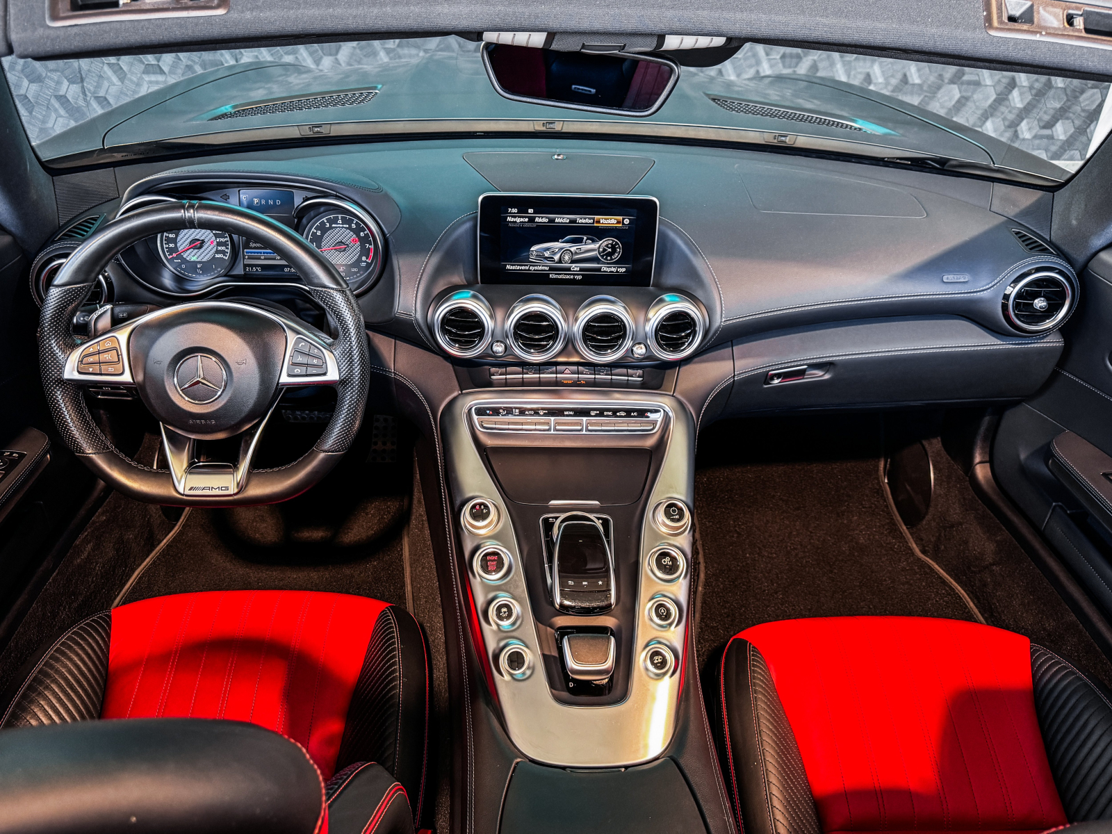 Mercedes-Benz AMG GT Roadster - 2019