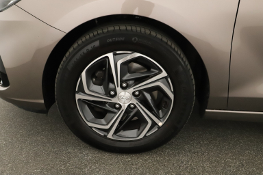 Hyundai i30 - 2023