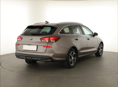 Hyundai i30 - 2023