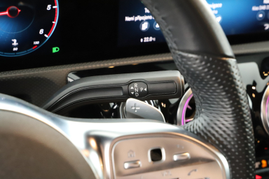 Mercedes-Benz CLA - 2021