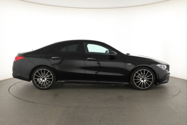 Mercedes-Benz CLA - 2021