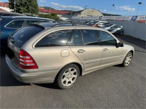 Mercedes-Benz C - 2004