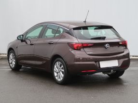 Opel Astra - 2019