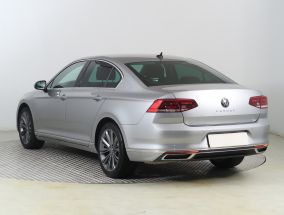 Volkswagen Passat - 2020