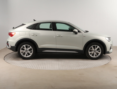 Audi Q3 Sportback - 2021