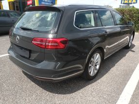 Volkswagen Passat - 2015