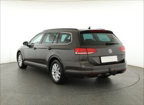 Volkswagen Passat - 2015
