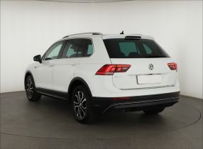 Volkswagen Tiguan - 2018