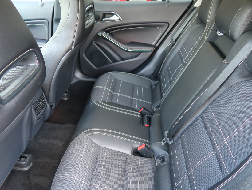 Mercedes-Benz GLA, 2014